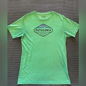 Green Slim Fit Patagonia T-shirt Size Medium